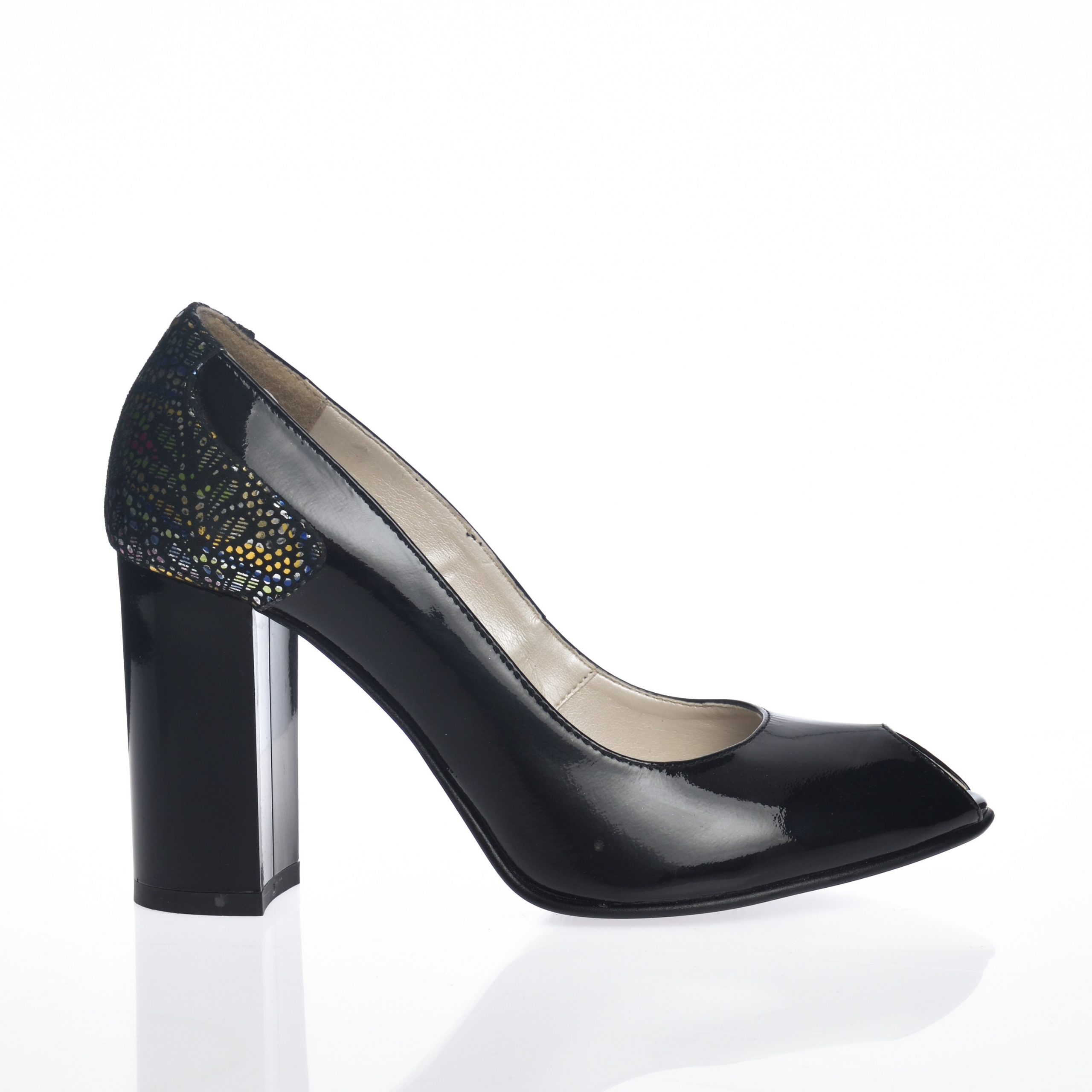 Pantofi dama din piele naturala - Negru lac cu imprimeu - F26 NLI Pantofi dama din piele naturala - Negru lac cu imprimeu - F26 NLI