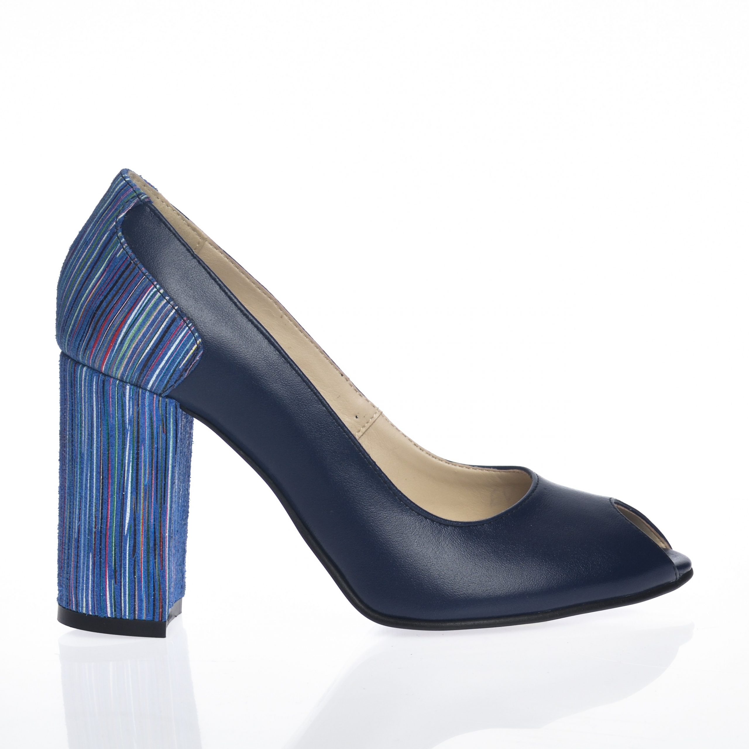Pantofi dama din piele naturala - Bleumarin cu imprimeu - F26 BI Pantofi dama din piele naturala - Bleumarin cu imprimeu - F26 BI