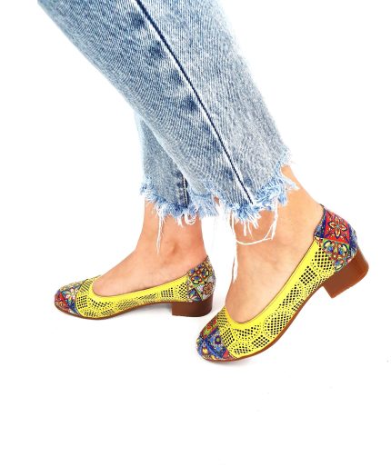 Pantofi dama perforati din piele naturala - Galben cu Mozaic 3D - T12 GM3D