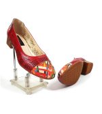 Pantofi dama perforati din piele naturala - Rosu cu Linii Colorate - T12 RLC
