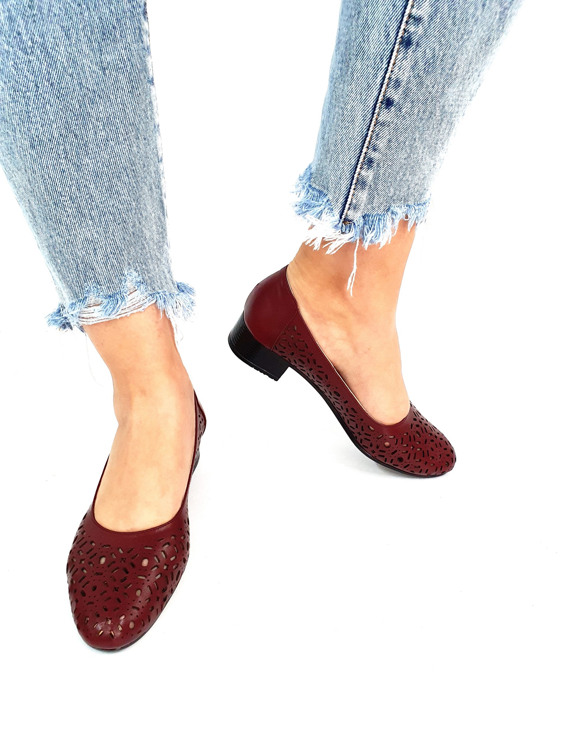 Pantofi dama perforati din piele naturala - Bordo - T10 BO Pantofi dama perforati din piele naturala - Bordo - T10 BO