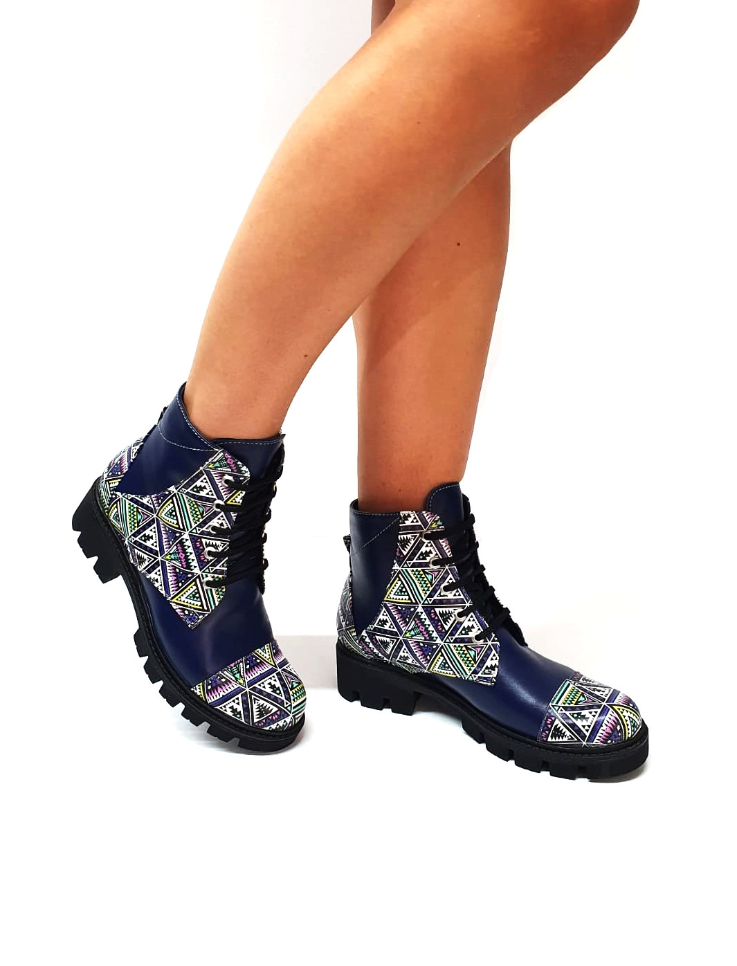 Bocanci dama din piele naturala - Bleumarin cu triunghiuri- BC20 BT Bocanci dama din piele naturala - Bleumarin cu triunghiuri- BC20 BT